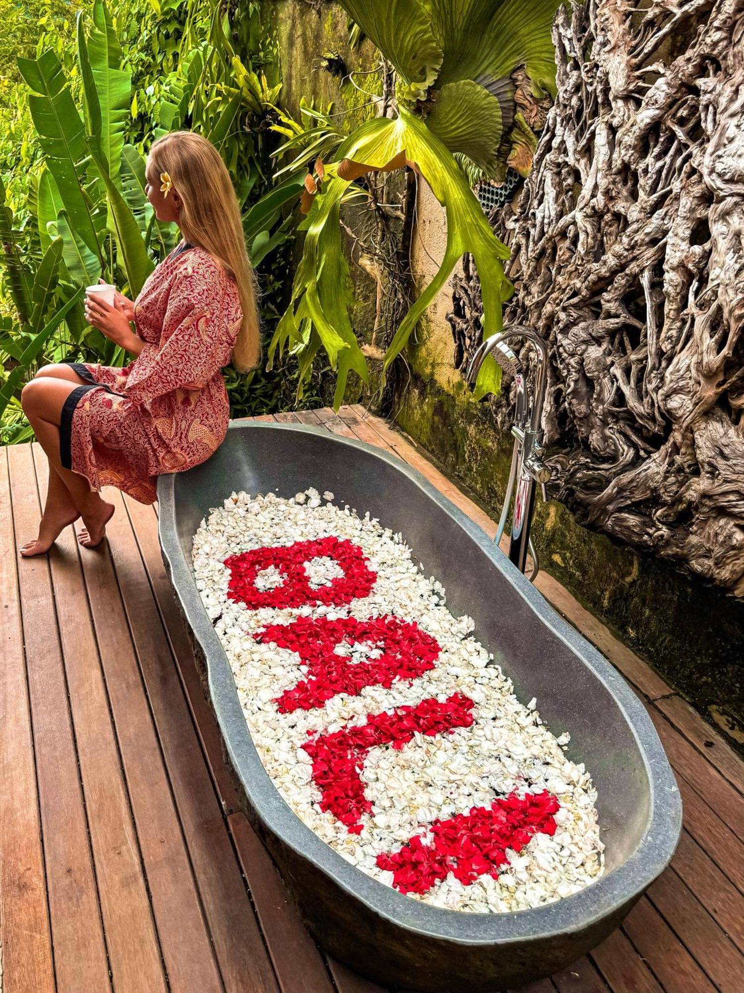 Bali Maison Убуд Экстерьер фото
